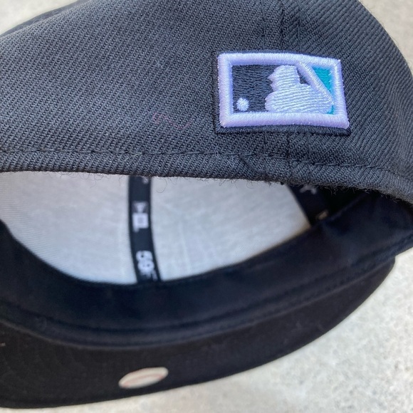 Men's New Era 59Fifty Florida Marlines Fitted Cap 7 MLB Baseball VTG Logo East - Picture 10 of 11